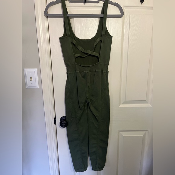 NWOT Free People Onesie - Picture 3 of 5